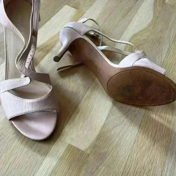 Nine West heels. Excellent condition - Picture 2 of 3